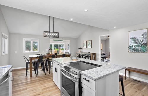 Huron House | Pool, Pickleball and Sleeps over 30 People