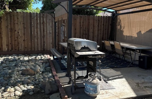 Arden-Arcade House | Pool Relaxation & A Good Time- 4 bedroom sleeps 8