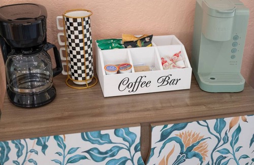 Auburndale House | Pool + Sleeps 8 + 30mil Legoland