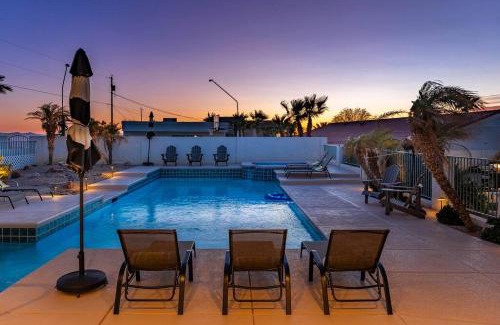 Lake Havasu City House | Pool Spa Pool Table Lake View Sleeps 24