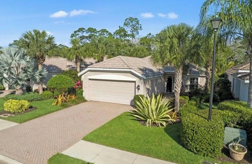 Pelican Preserve House | Pool/Spa Resort House Retreat