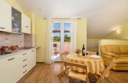 Milohnici Apartment | Pool Suite Glavotok at Krk Island, Krk, Croatia