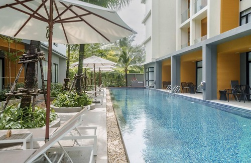 Sa Khu Condo | Pool View Condo 2204, Wyndham Garden