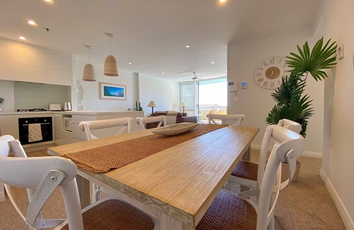 Cronulla Apartment | Pool View, Lift Access 509, Opposite North Cronulla Beach