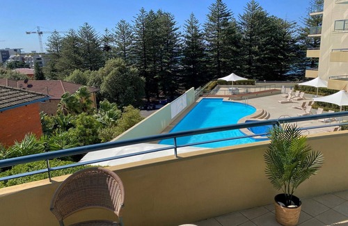 Cronulla Apartment | Pool View, Lift Access 509, Opposite North Cronulla Beach