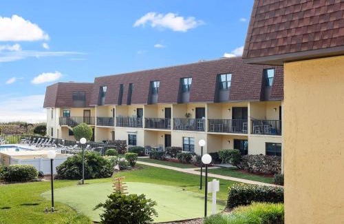 Avon By The Sea House | Poolfront 2BR Condo with BBQ Steps To Beach & Pier