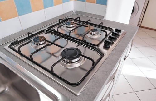 Rosapineta Apartment | Poolside escape in Rosolina-Beahost