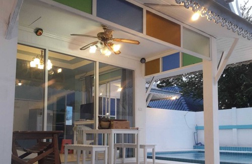 Cha-am House | poolvilla สระว่ายน้ำ