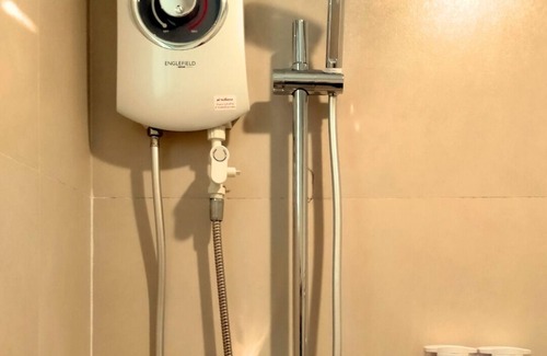 Bangkok Noi Hotel | Poonsuk Place Hotel