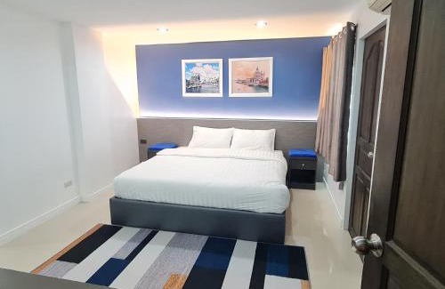 Bangkok Noi Hotel | Poonsuk Place Hotel