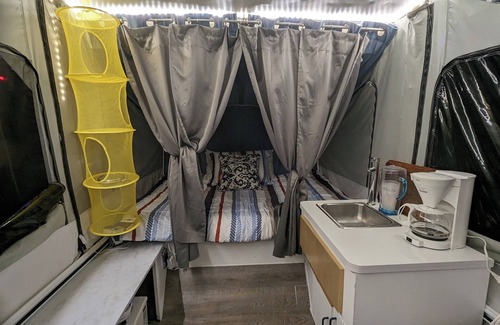 Edgar RV Rental | Pop-Up Glamping Adventure. !Pet Welcome!