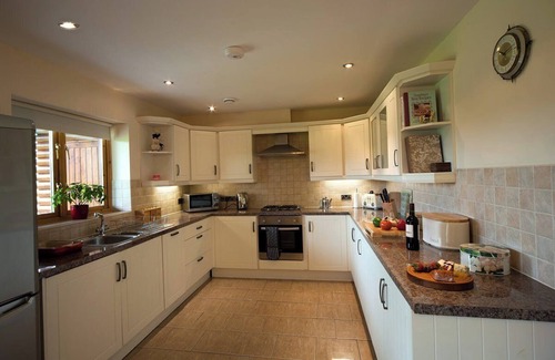 Brecon House | Poplar Tree Eco Lodge