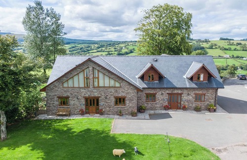 Brecon House | Poplar Tree Eco Lodge