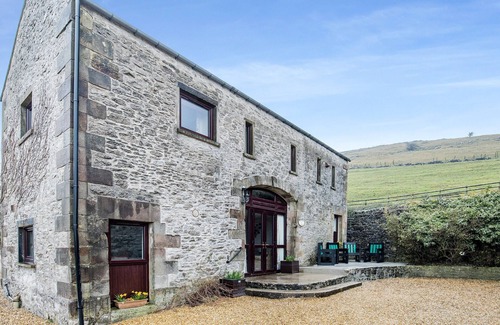 Earl Sterndale Cottage | Poppies Court – Jericho Farm