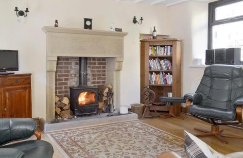 Bonsall House | Poppy Cottage