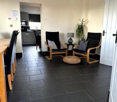 Horton House | Port Eynon Beach Cottage