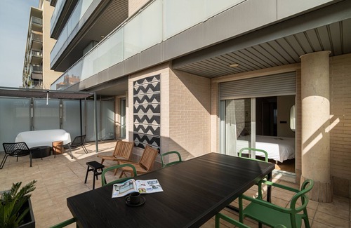 Sant Adria de Besos Apartment | Port Forum 3-Bedroom Apartment with Terrace