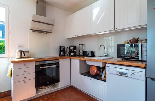 Nevez House | Port Manech house 400 m from the beach, Pouldon cove 100 m away, small river view