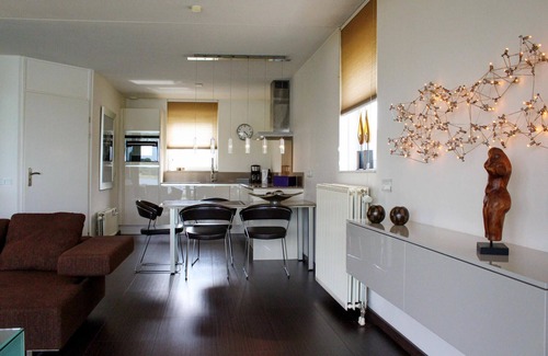 Stevensweert House | Porta Isola - Villa Water