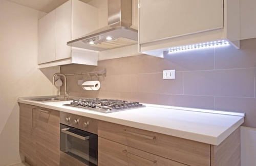 Historic Centre Apartment | Porta Nuova AptX6 with balcony