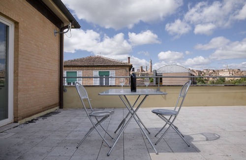 Siena Historical Center House | Porta Pispini Residence