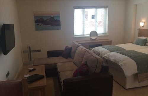 St Aubin Apartment | Porthole Suites