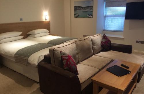 St Aubin Apartment | Porthole Suites