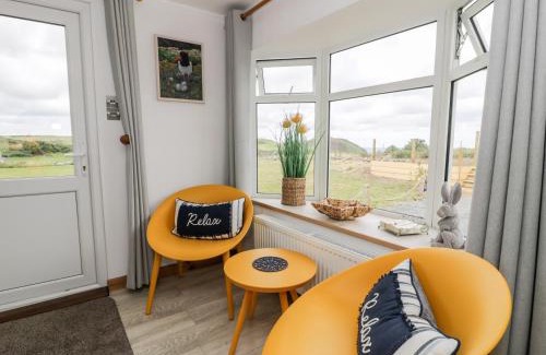 Amlwch House | Porthwen Lodge