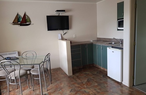 Hastings Hotel | Portmans Motor Lodge