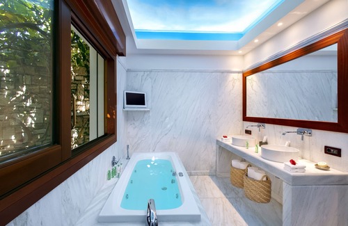 Neromilos Hotel | Porto Zante Villas And Spa