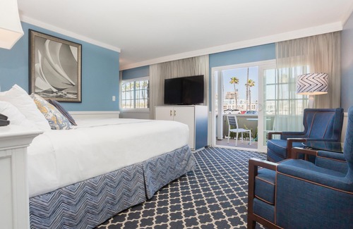 South Redondo Hotel | Portofino Hotel & Marina