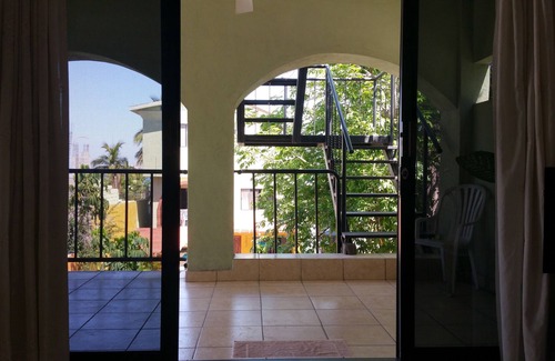Esterito House | Posada Colibri La Paz