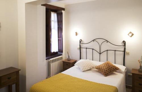 Los Corrales de Buelna House | Posada la Estela de Barros