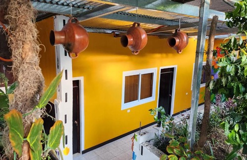 San Juan La Laguna Cabin | Posada Woochooch