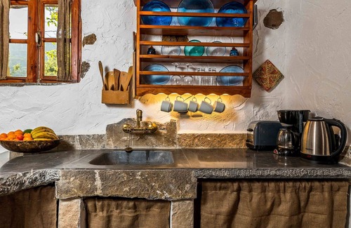 Aspros Potamos Cottage | Potamos cottage - 300 years old cottage "Natura cottages"