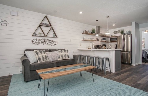 Wolf Creek Condo | Powder Mountain Wolf Lodge 706 Condo Remodeled! Elegant! Outdoor Community Pool