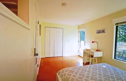 Issaquah Apartment | POWER ON - City Oasis