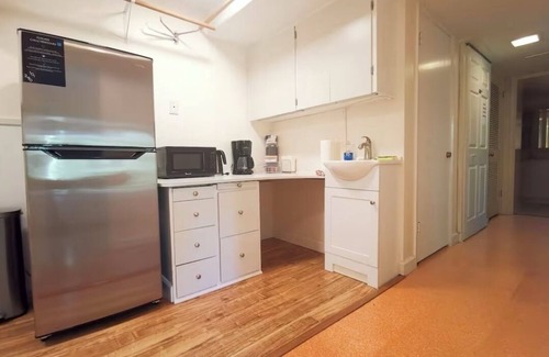 Issaquah Apartment | POWER ON - The Forest Rooms - A Peaceful Oasis close to everything