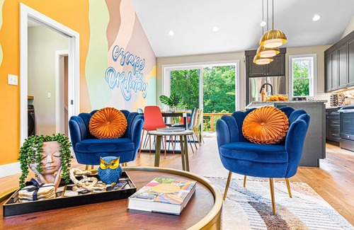 Leicester House | POWER/WATER/WiFi Available - Post Storm Ready! Sauna,Hot tub,Games,Firepit,BBQ