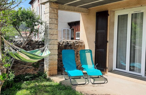 Mazeyrat-d'Allier Apartment | Près de la Rivière