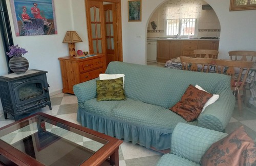 Villanueva de la Concepcion House | Private heated pool; sleeps up to 5; a/c and heating; beautiful location; wifi.