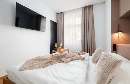 Palmovka Apartment | Prague Days - Modern Apartment with Workspace - Quiet Area