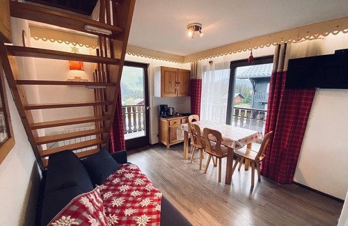 Le Praz de Lys Apartment | Praz de Lys resort, duplex apartment 200 metres from the ski lifts