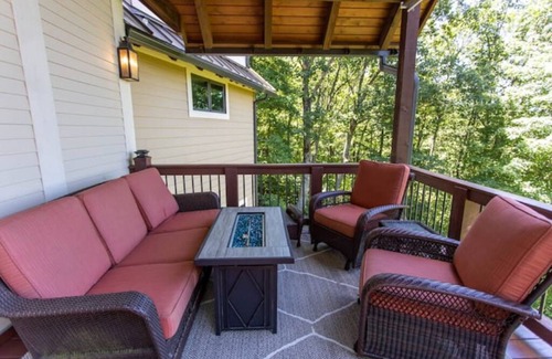 Boone House | Pre Launch! Long Range Views HotTub GameRm Central