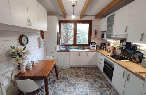 Los Molinos Villa | Preciosa cabaña con jardín y barbacoa