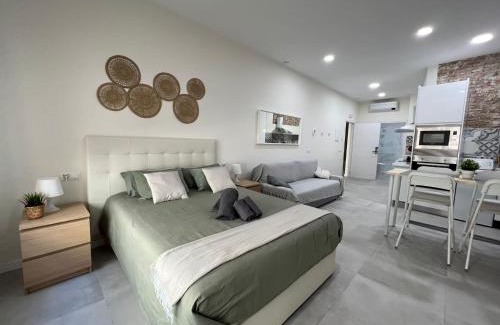 La Trinidad Apartment | Precioso estudio en el centro de Málaga 1