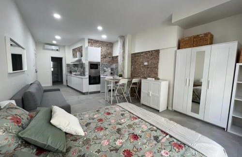 La Trinidad Apartment | Precioso estudio en el centro de Málaga 1