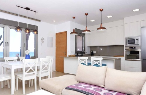 Carboneras Apartment | PRECIOSO Y MODERNO APARTAMENTO FRENTE AL MAR