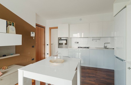 Milan Apartment | Precotto MM1 Apartment - Milano