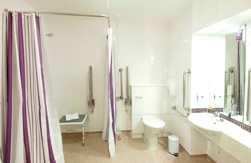 Girton Hotel | Premier Inn Cambridge North - Girton